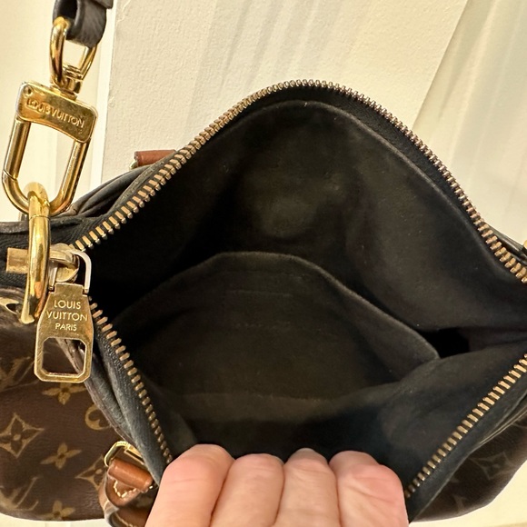 Louis Vuitton Pallas BB - Picture 9 of 12